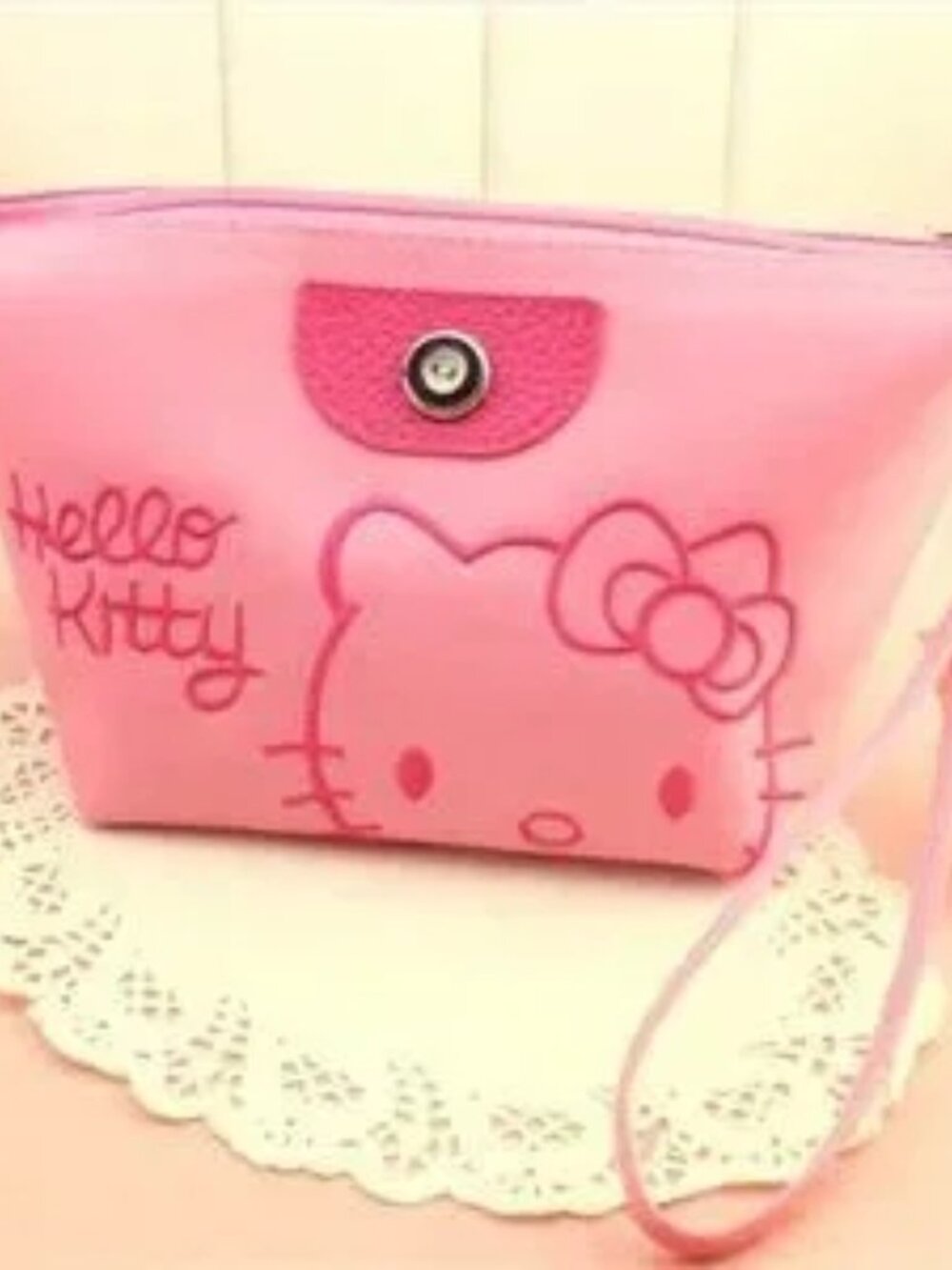 Hello Kitty MAKEUP BAG - Picture 4 of 5